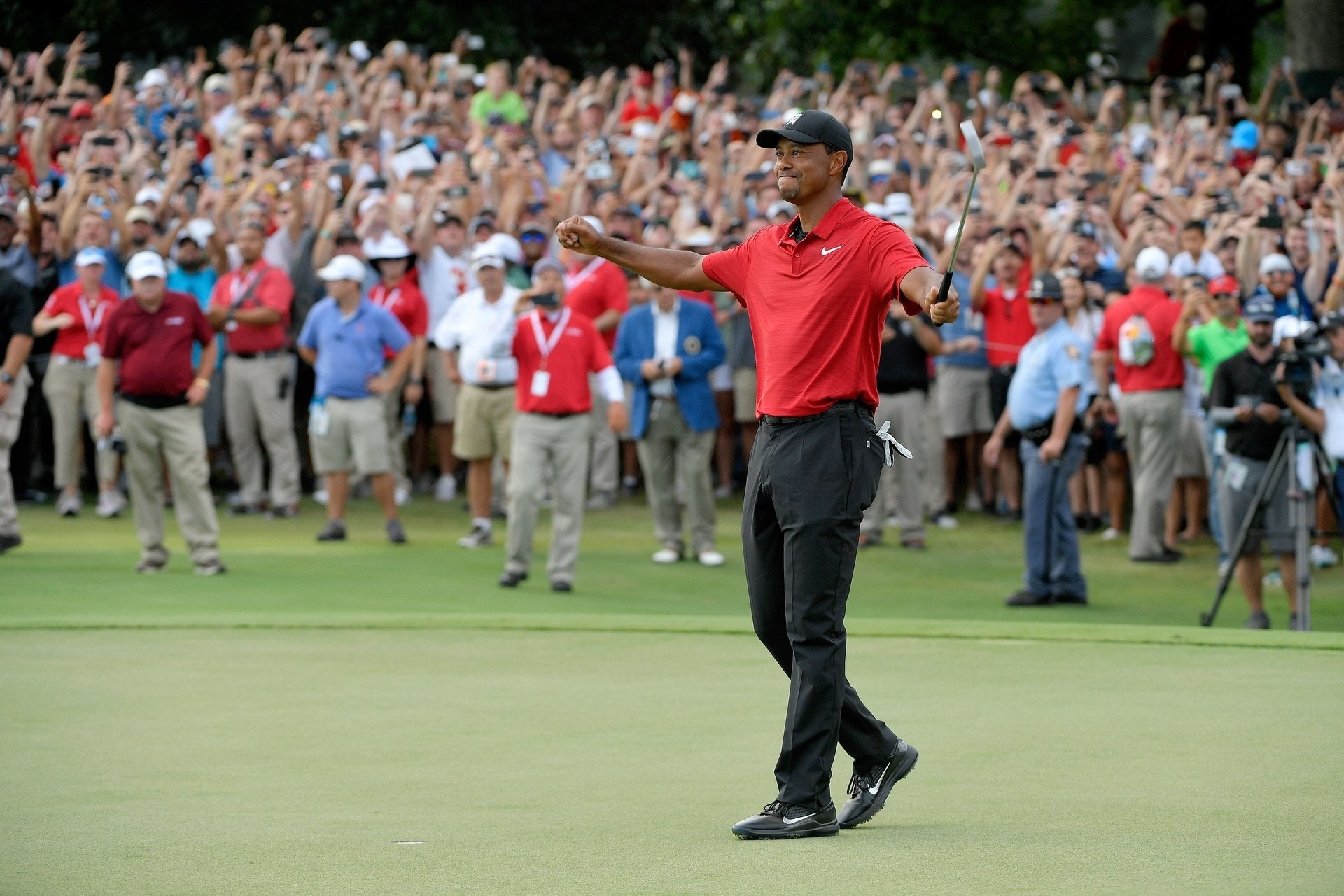 Tiger Woods chính thức bước vào Ngôi đền Danh vọng