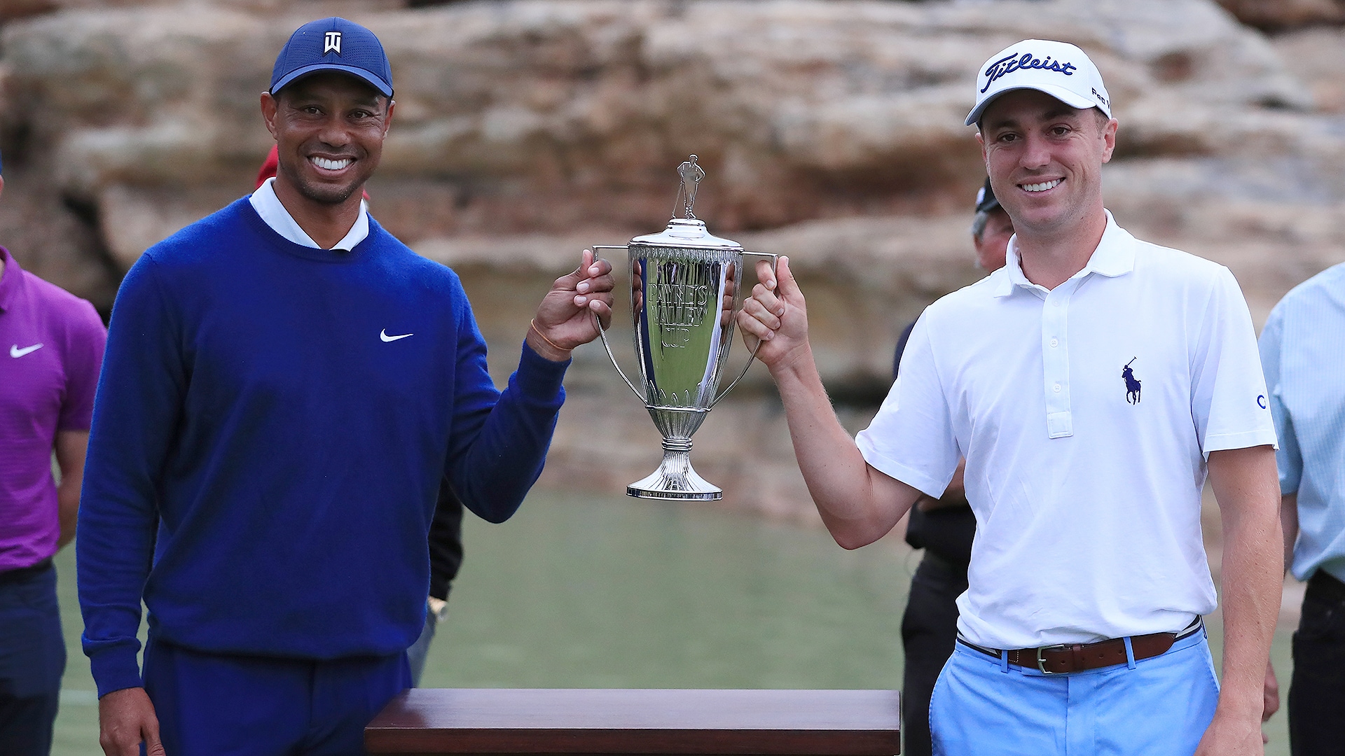 Tiger Woods và Justin Thomas thắng Payne's Valley Cup trên hố 19