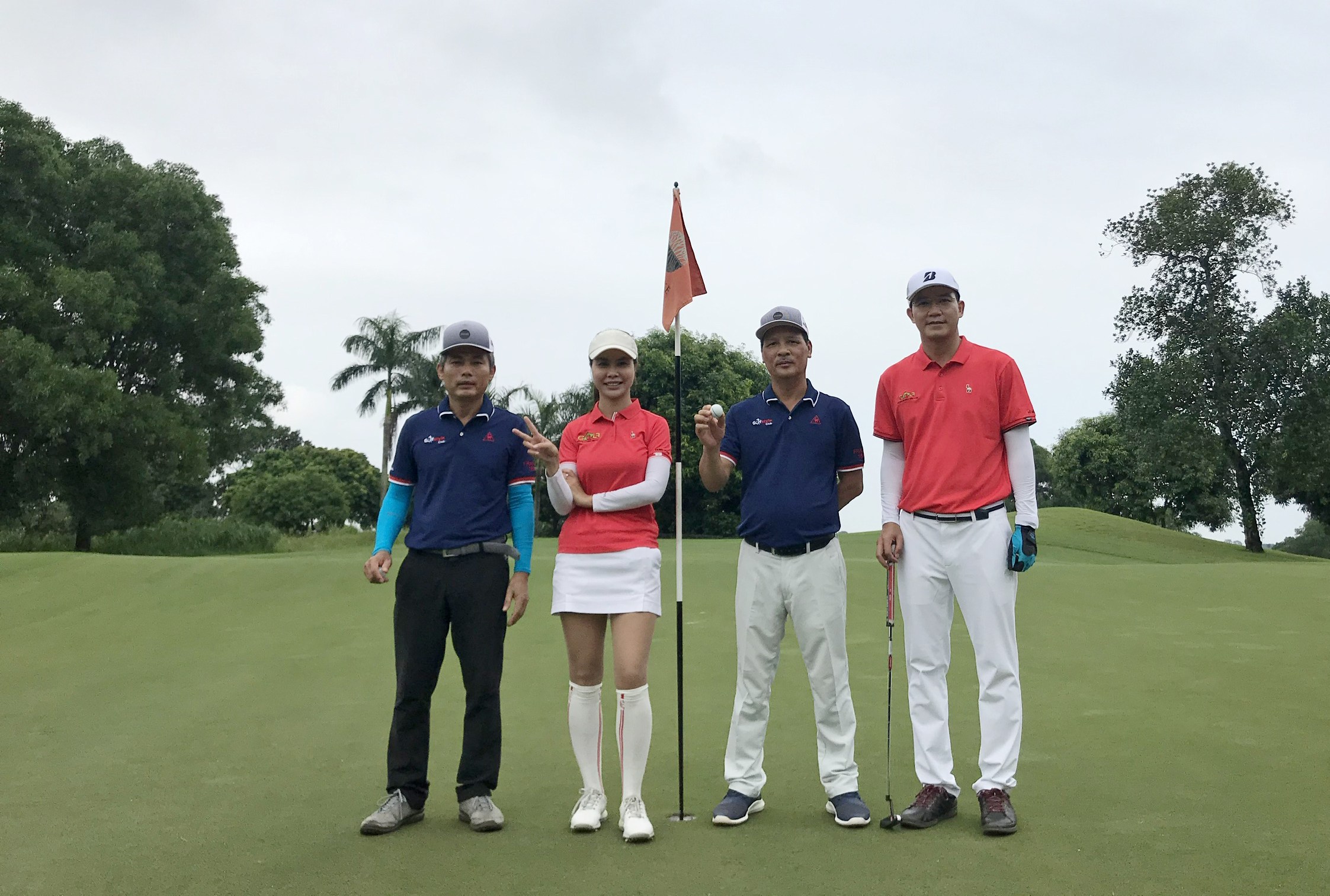 Golfer Đồng Xuân Vinh ghi HIO tại sân golf Sky Lake
