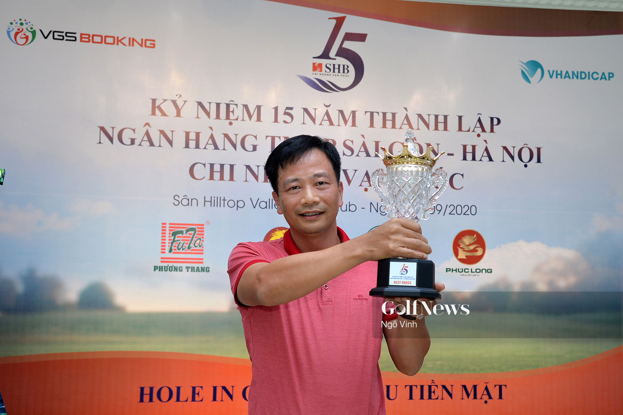 Golfer Nguyễn Đình Thuỷ vô địch Giải golf Kỷ niệm 15 năm thành lập SHB chi nhánh Vạn Phúc
