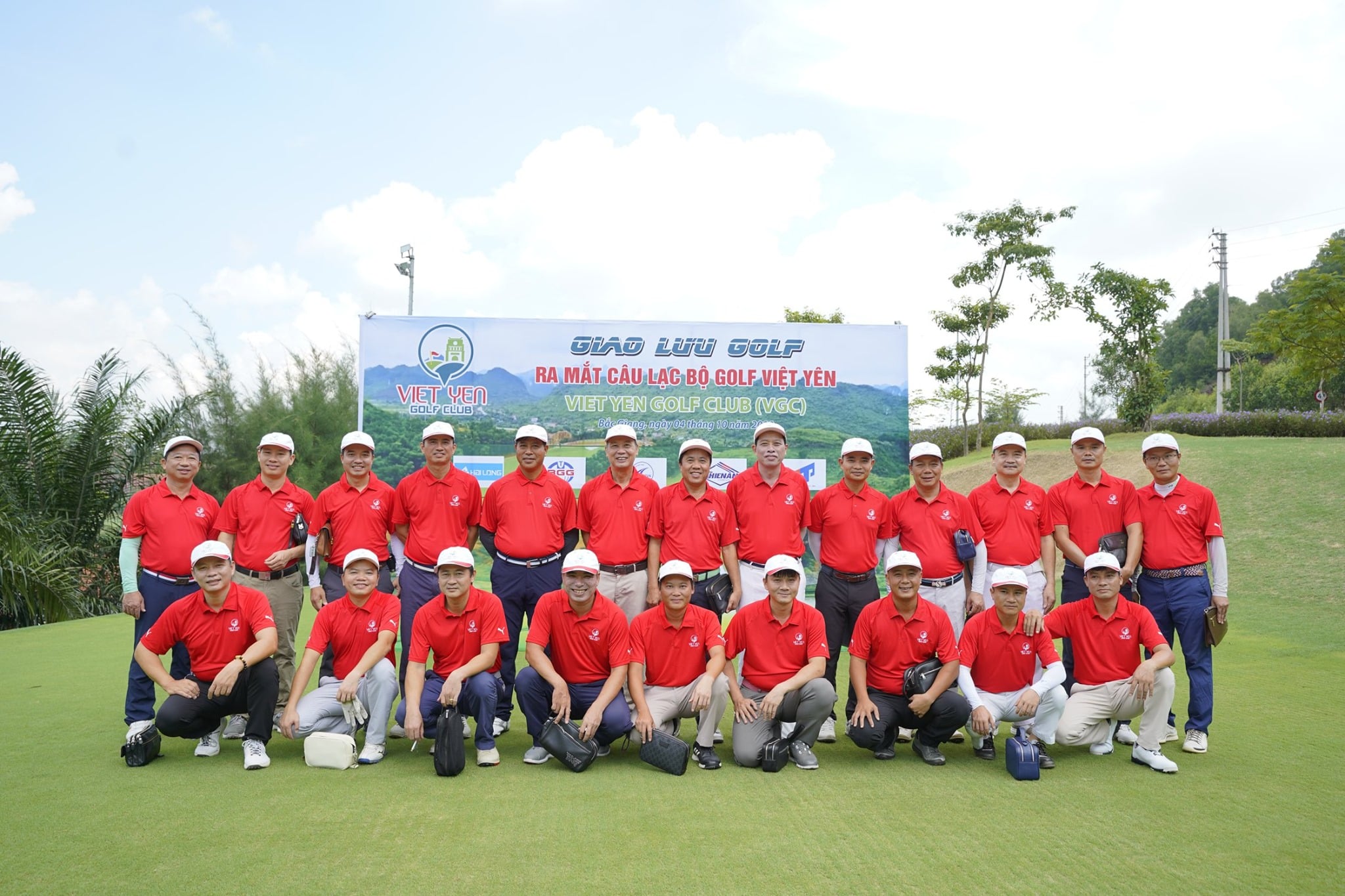 Ra mắt CLB Golf Việt Yên