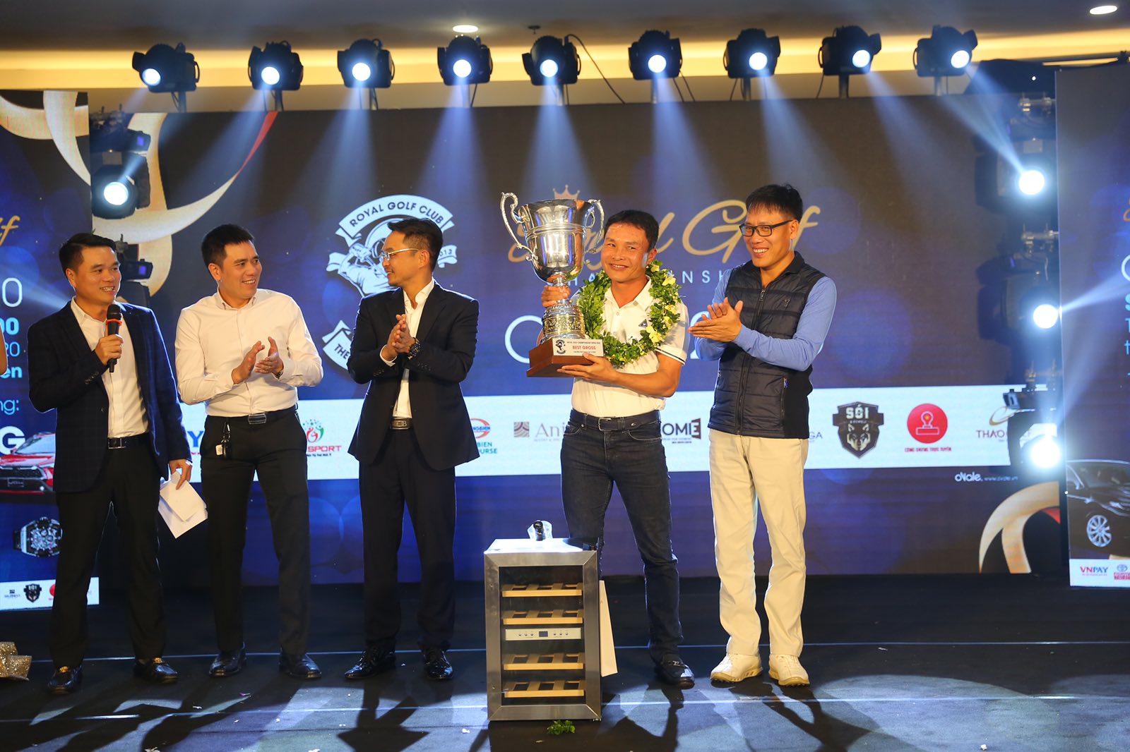 Golfer Nguyễn Quốc Bình – chủ nhân mới chức vô địch giải Royal Golf Championship Open