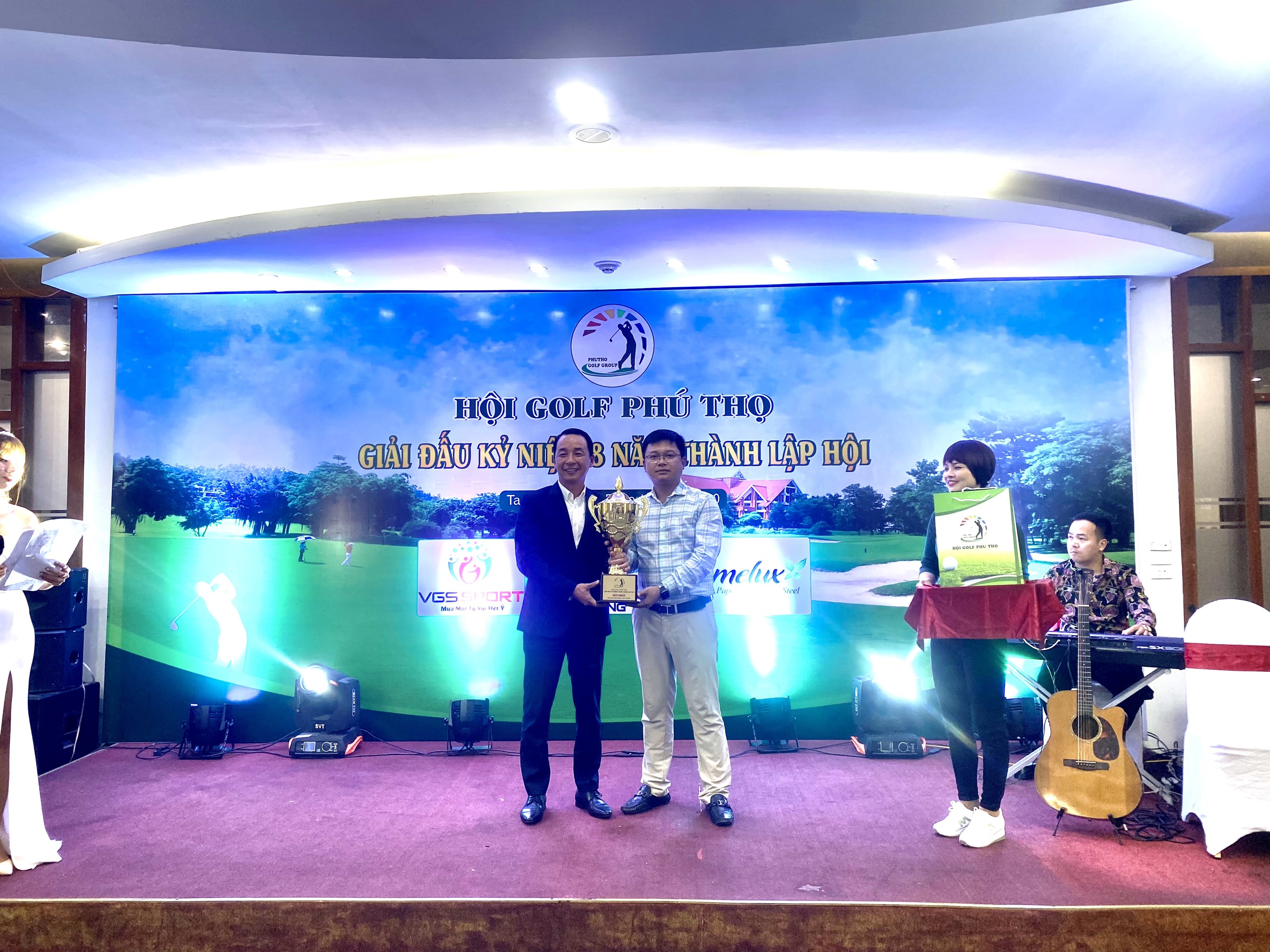 Golfer Nguyễn Trung Đức vô địch giải golf Kỷ niệm 8 năm thành lập Hội golf Phú Thọ