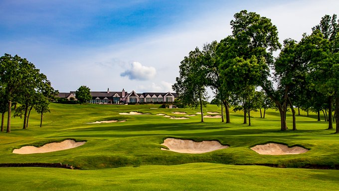 PGA Championship 2022 chuyển địa điểm tổ chức từ Trump Bedminster sang Southern Hills