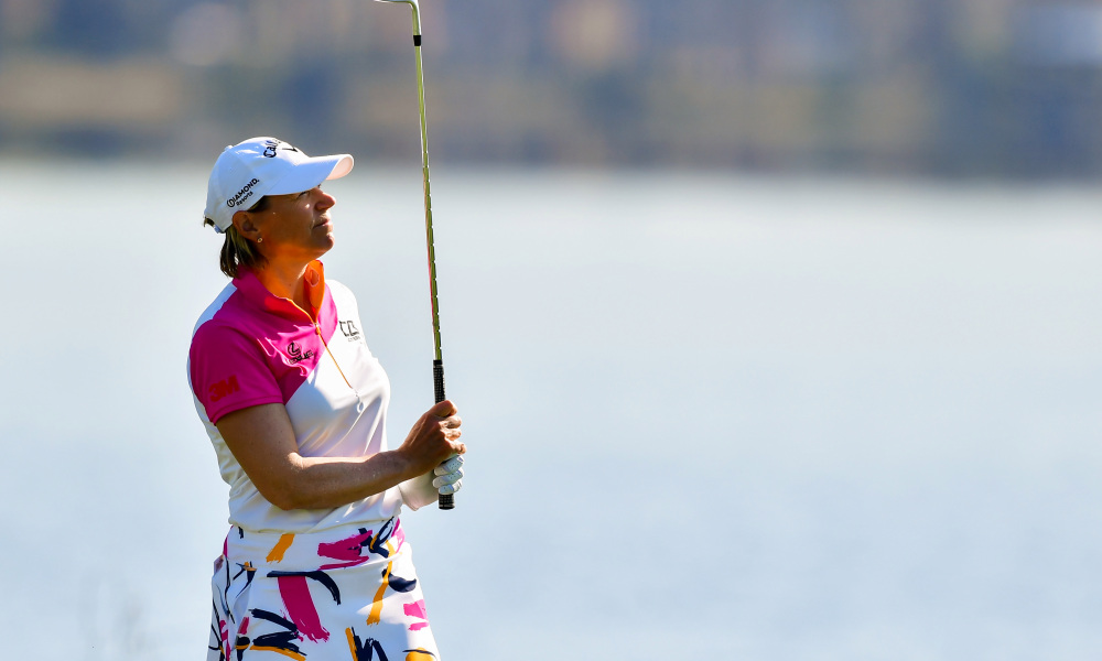 Sau 13 năm không thi đấu đỉnh cao, Annika Sorenstam vượt cắt thành công tại LPGA Tour