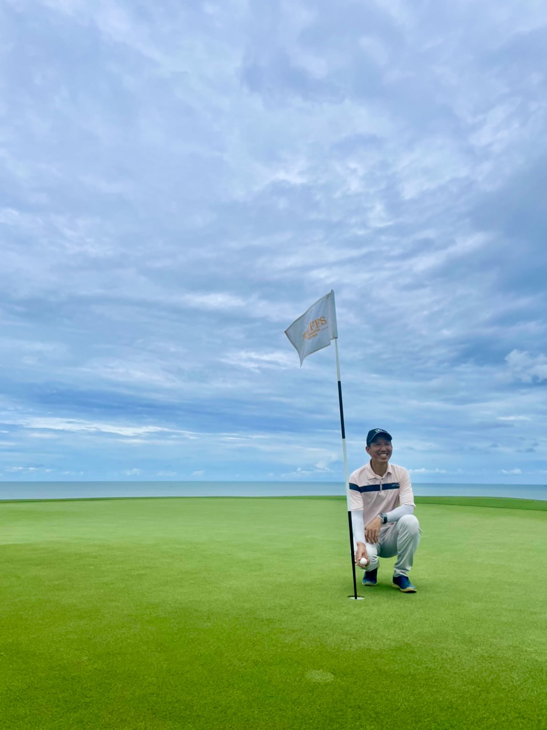 Golfer Nguyễn Hồng Minh trở thành khách hàng may mắn thứ 30 trúng giải thưởng tiền mặt đến từ gói Dịch vụ giải thưởng HIO của VGS Sport