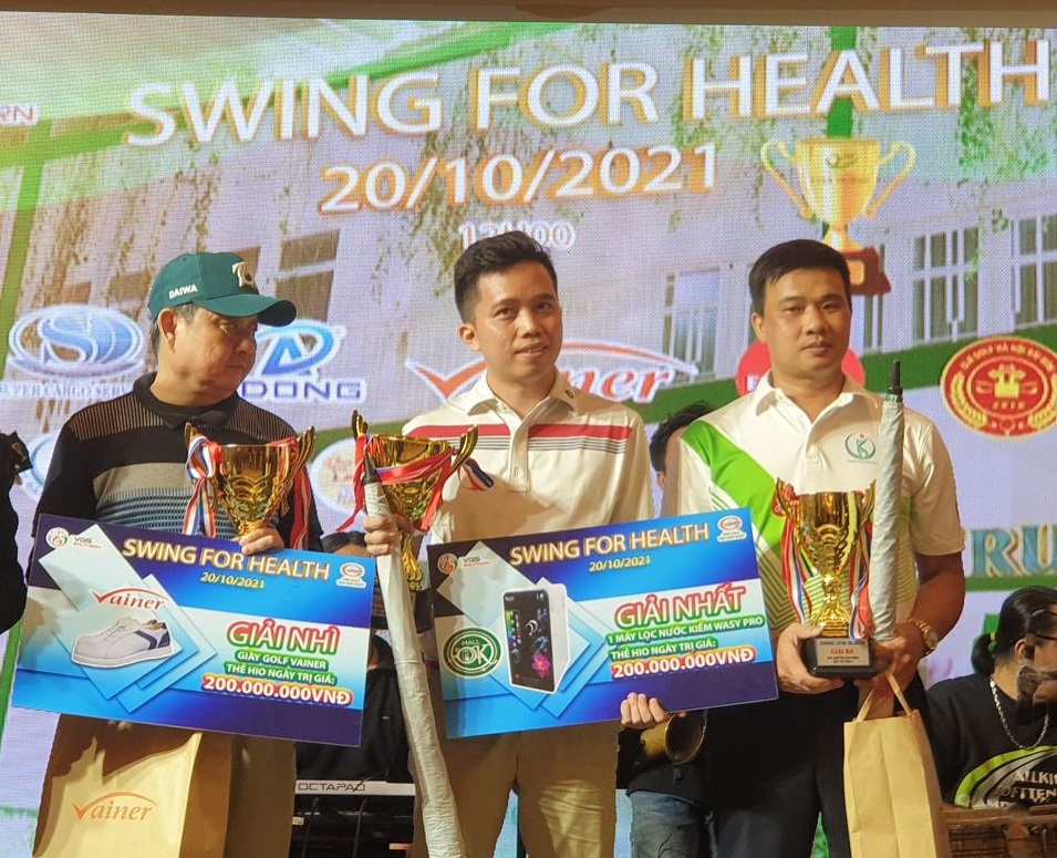 Golfer Võ Văn Luận vô địch giải Swing For Health