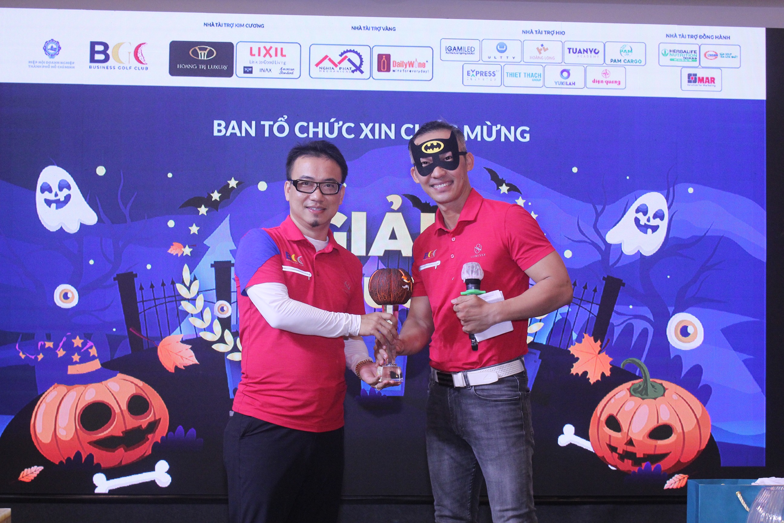 Golfer Nguyễn Đại Tiến vô địch giải “Golf & Connect” chào mừng ngày Halloween của BGC Golf Club