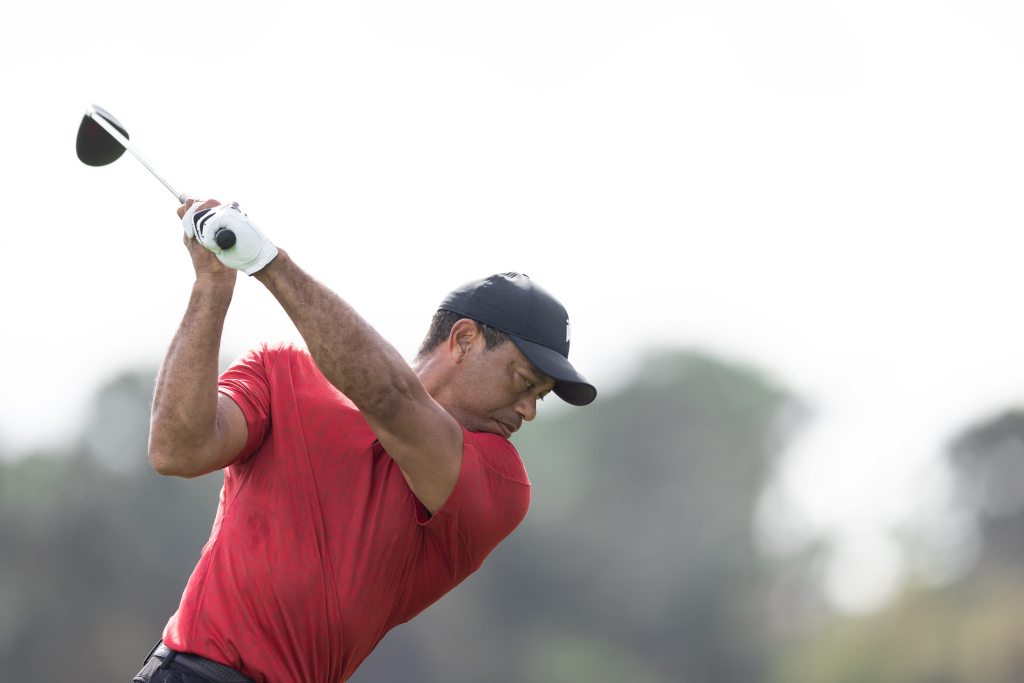 Ngày trở lại PGA Tour của Tiger Woods vẫn còn rất xa